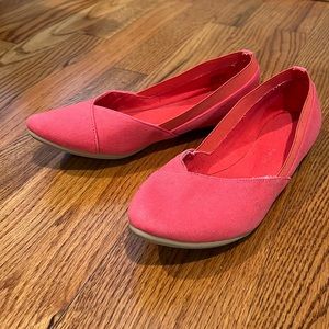 Kelly and Katie pink salmon flats